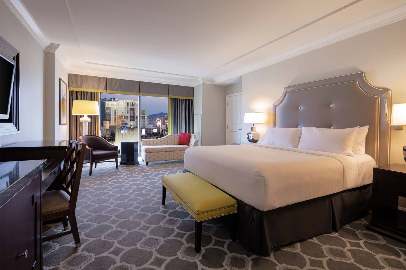 Caesars-Palace-Room-36