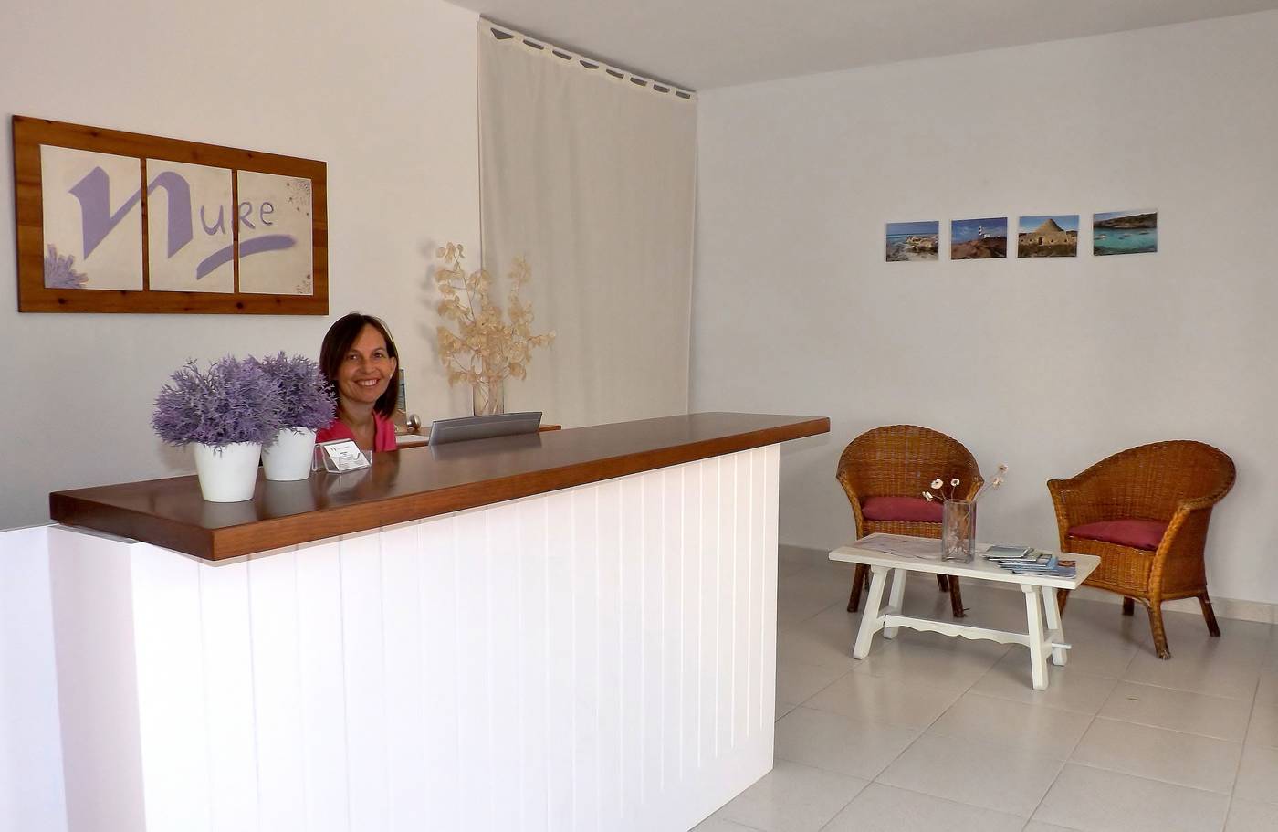 Nure-Mar-y-Mar-Lobby-38