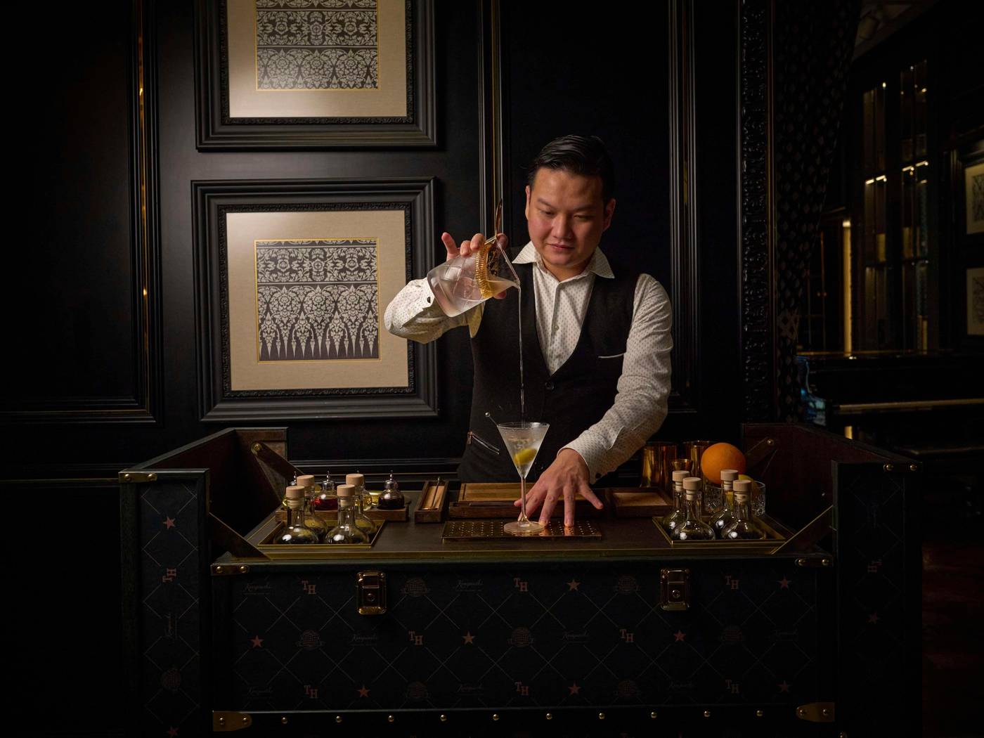 Sindhorn-Kempinski-Bangkok-Bar-27