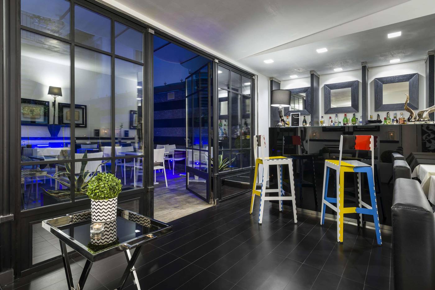 Lhp-River-Boutique-Hotel---Spa-Bar-2