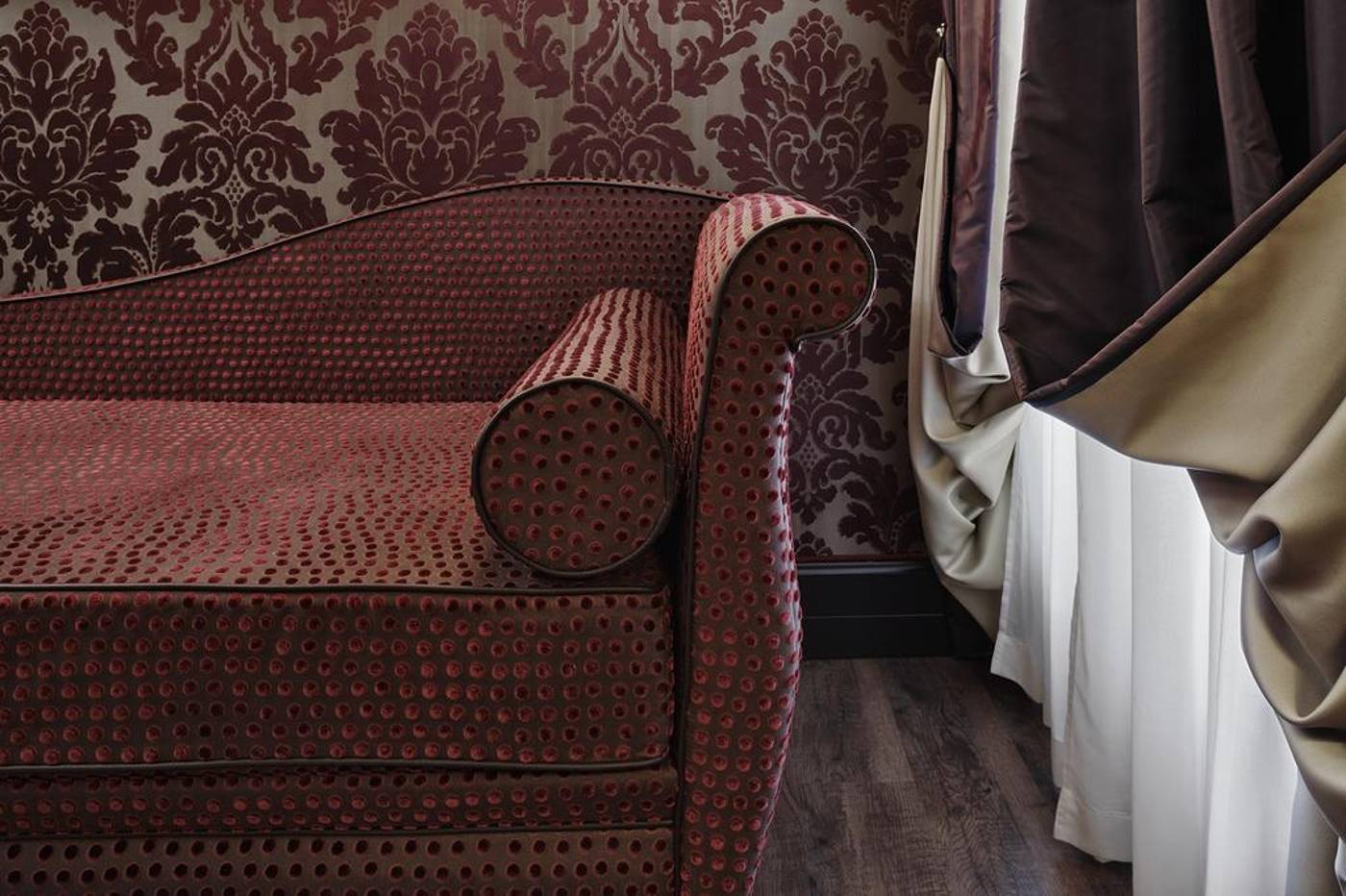 American-Dinesen-Room-32