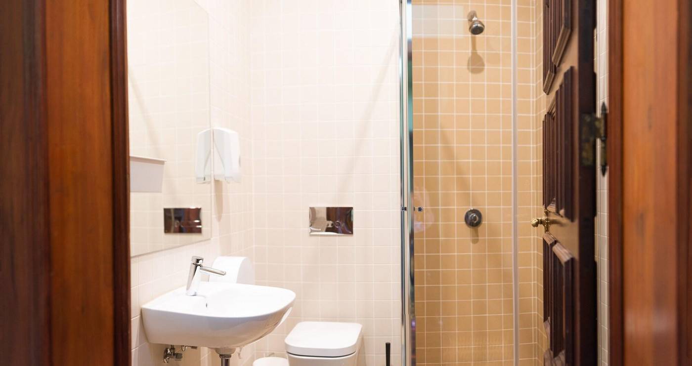 Sant-Jordi-Hostels-Lisbon-Room-54