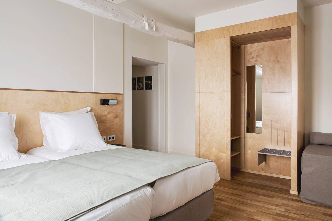 New-Hotel-Opera-Room-4