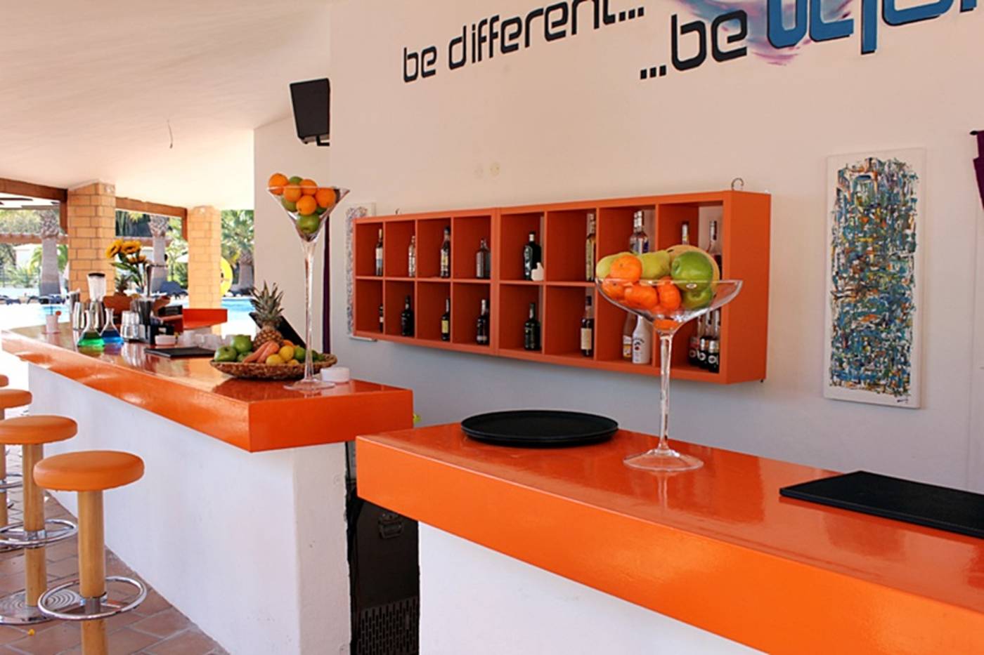 Cheerfulway-Acqua-Maris-Balaia-Bar-24