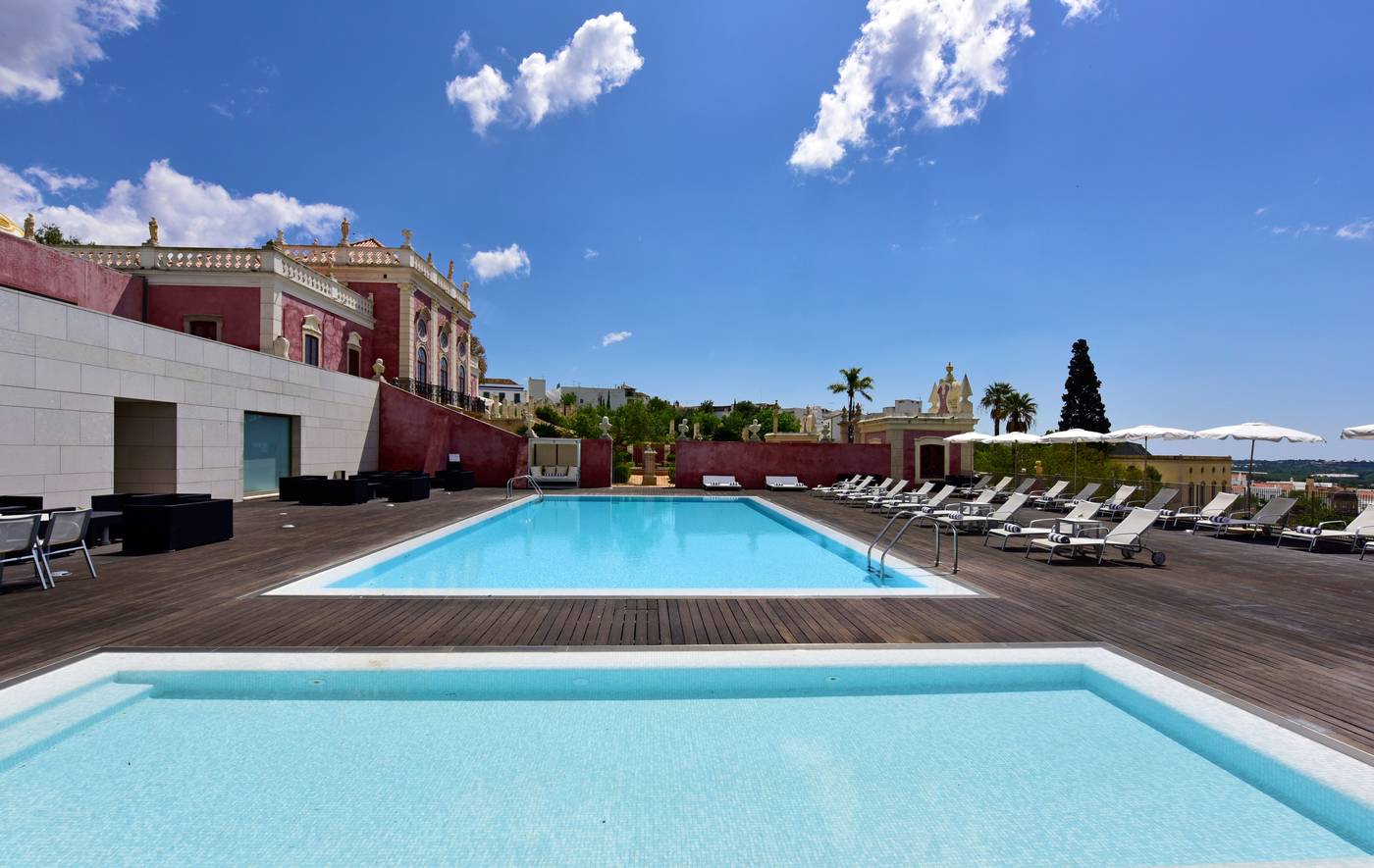 Pousada-Palacio-de-Estoi-Pool-2