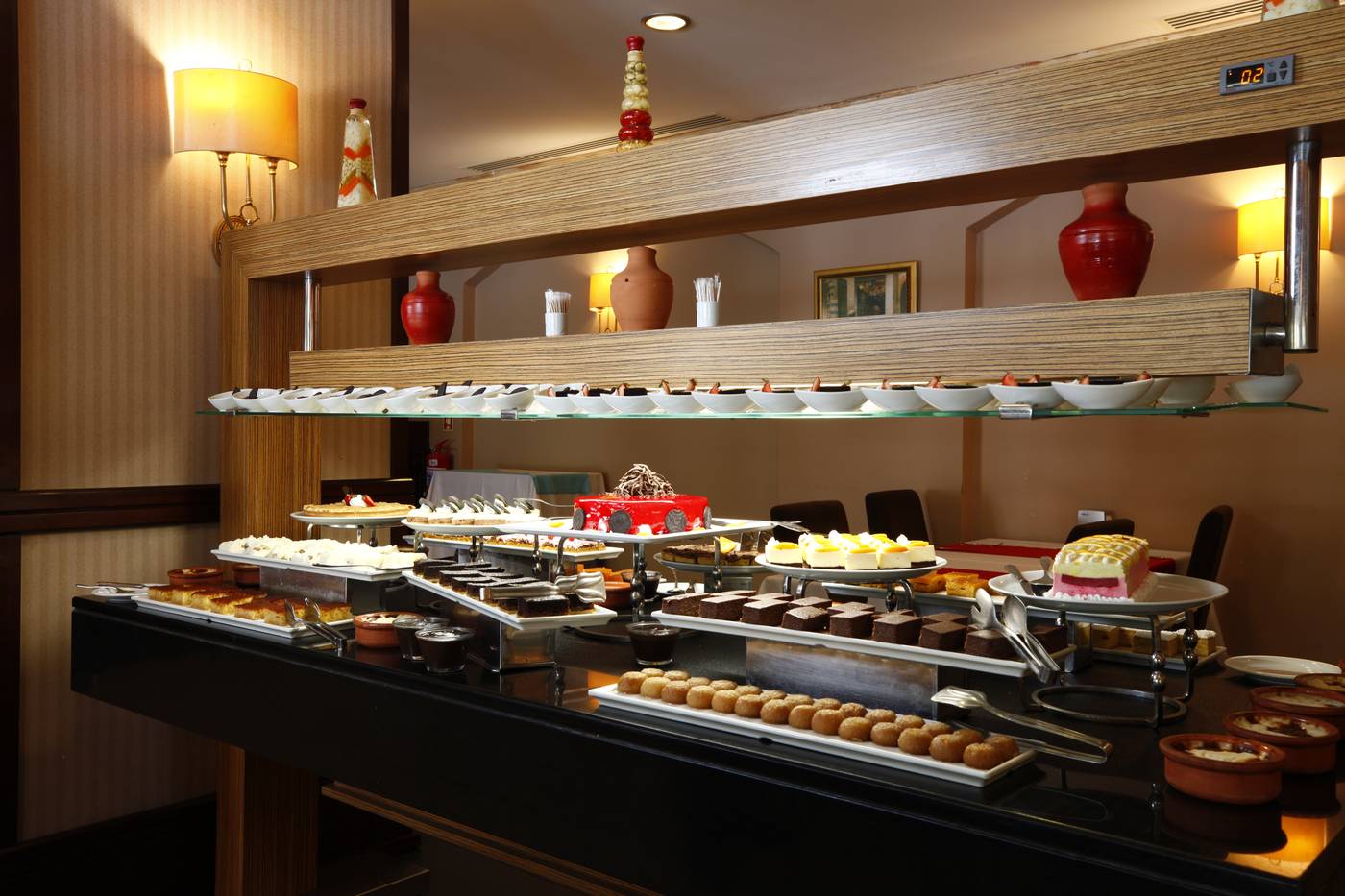 X-Life-Hotel--15-Restaurant-32