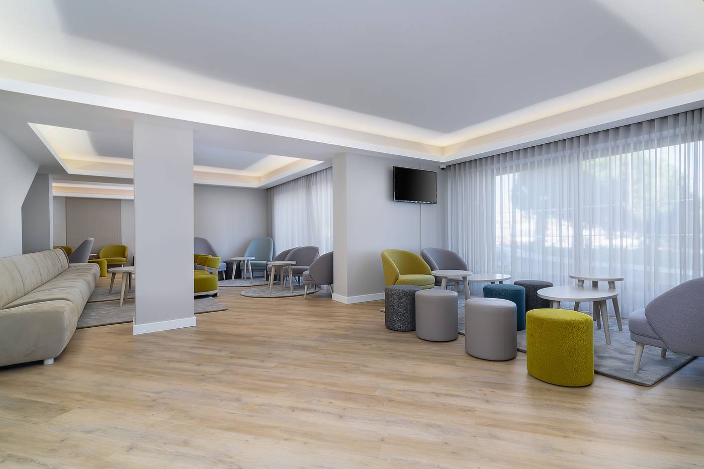 Jupiter-Albufeira-Hotel---Family---Fun-Bar-42