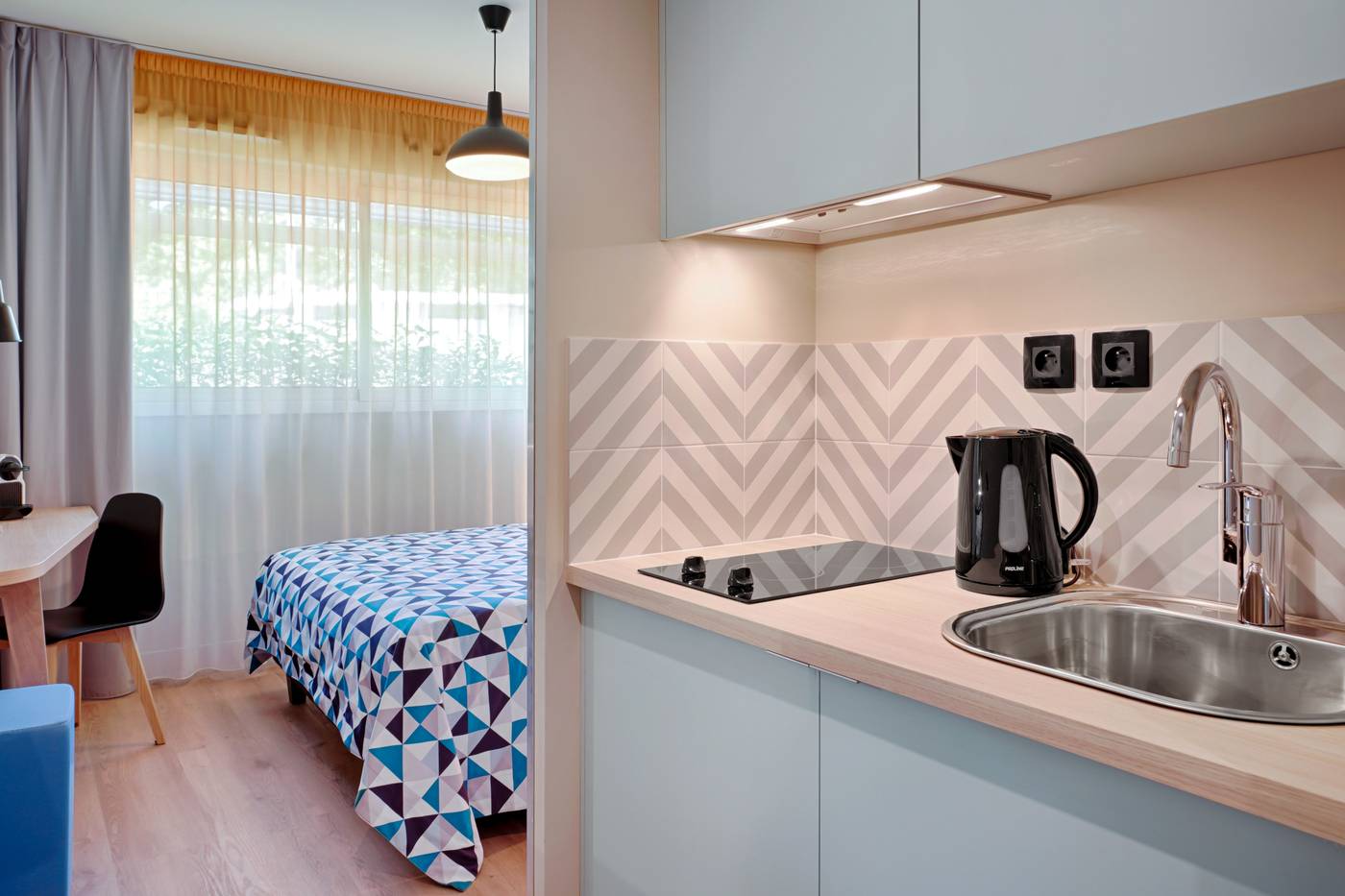 Appart-city-Confort-Bruxelles-Centre-Gare-Du-Mid-Room-6