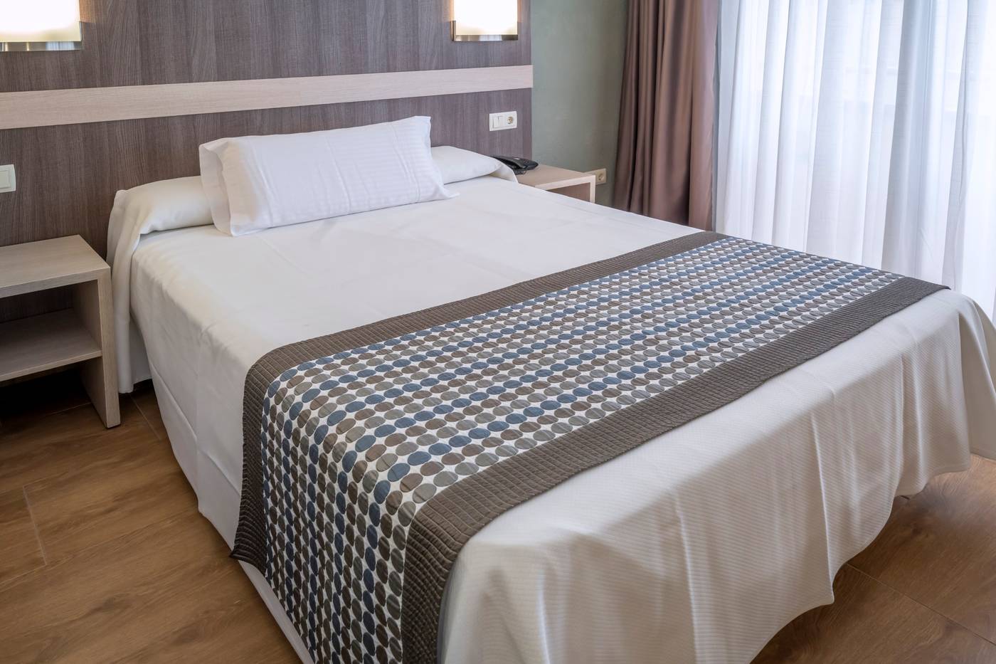 4R-Playa-Park-Room-34