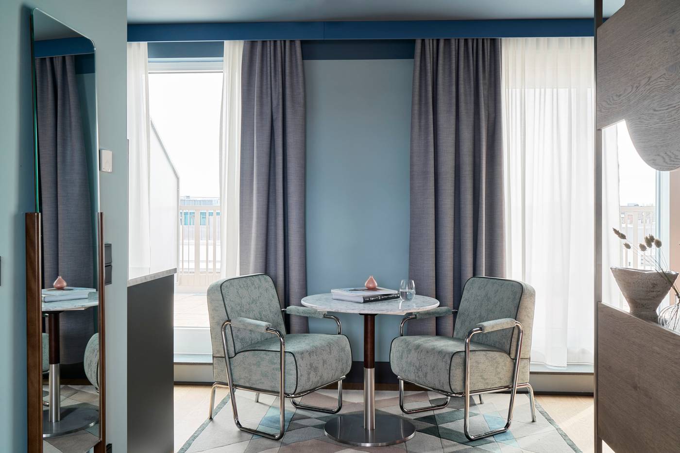 Schwan-Locke--Landwehrstrasse-Room-19