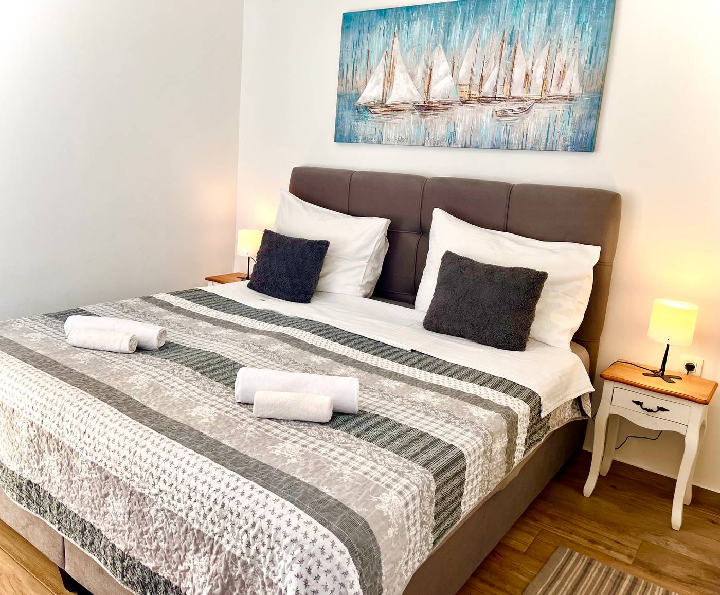 Villa-Sunset-Room-37