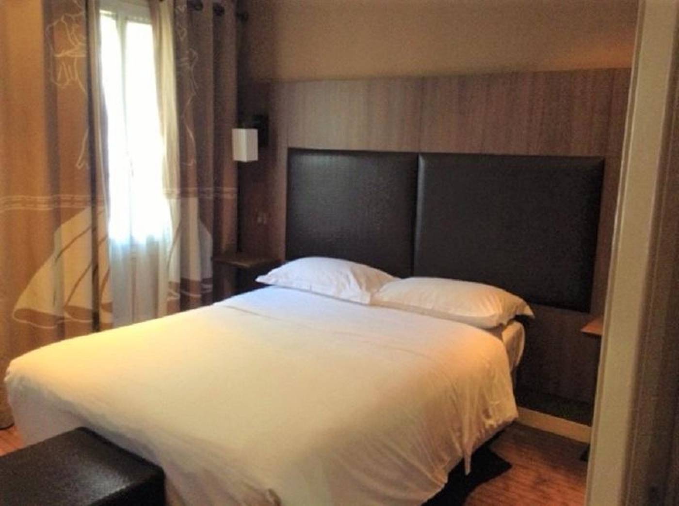 Hotel London-France-PARIS-Room-7