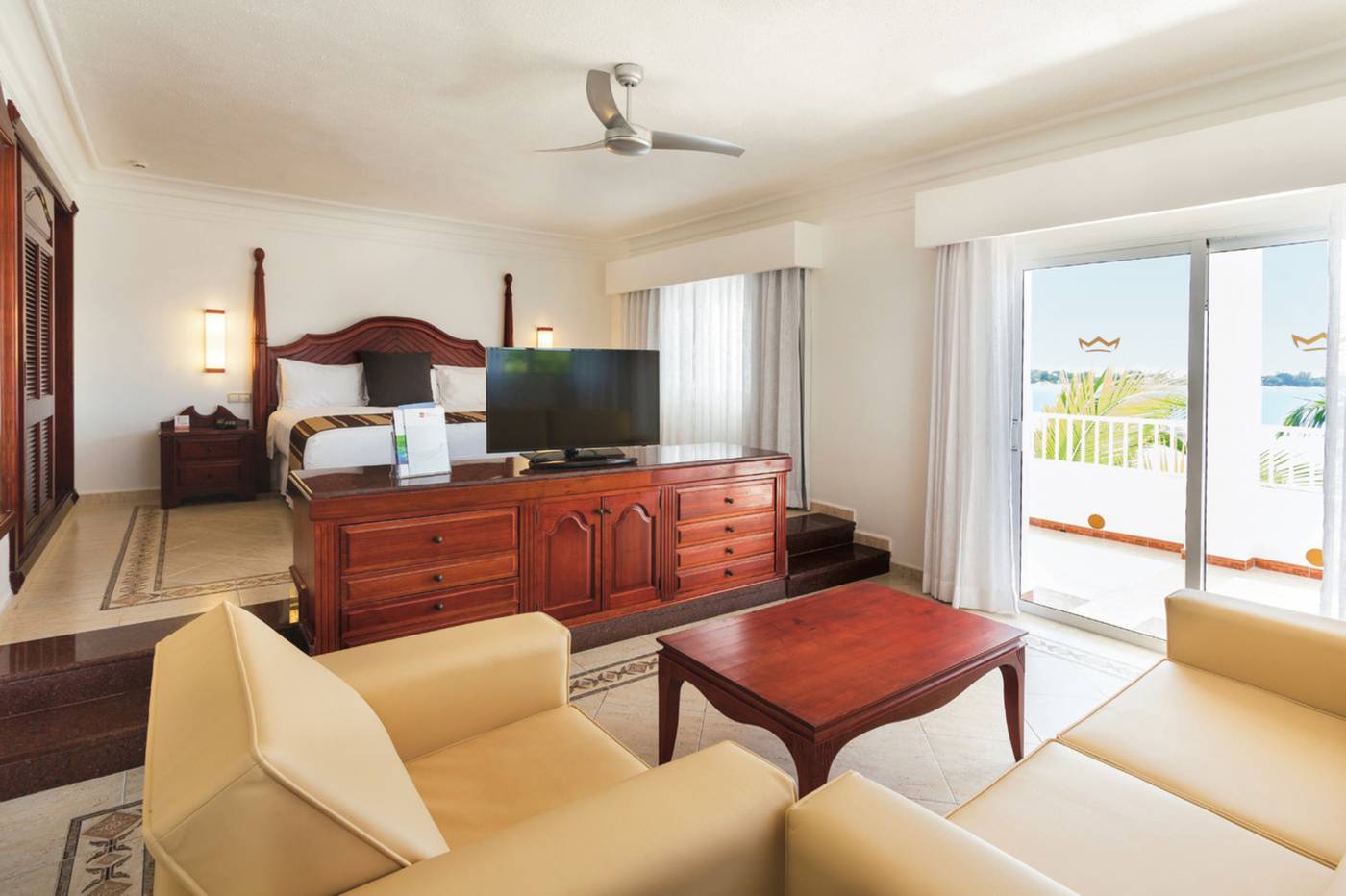 Riu-Club-Negril-All-Inclusive-Room-21