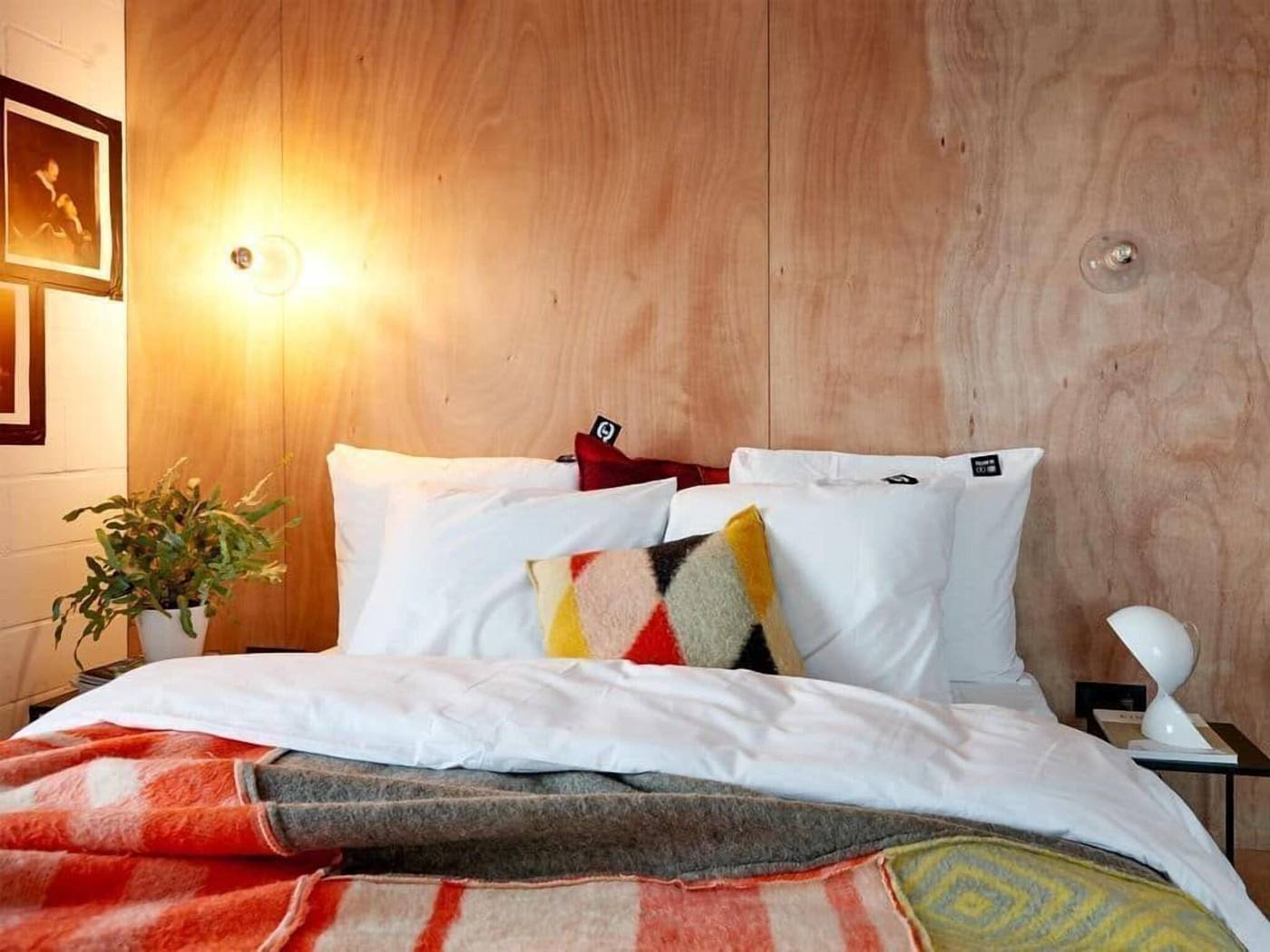 Q-Factory-Hotel-Room-32