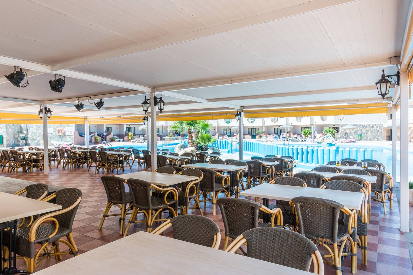 Los-Lentiscos-Restaurant-9