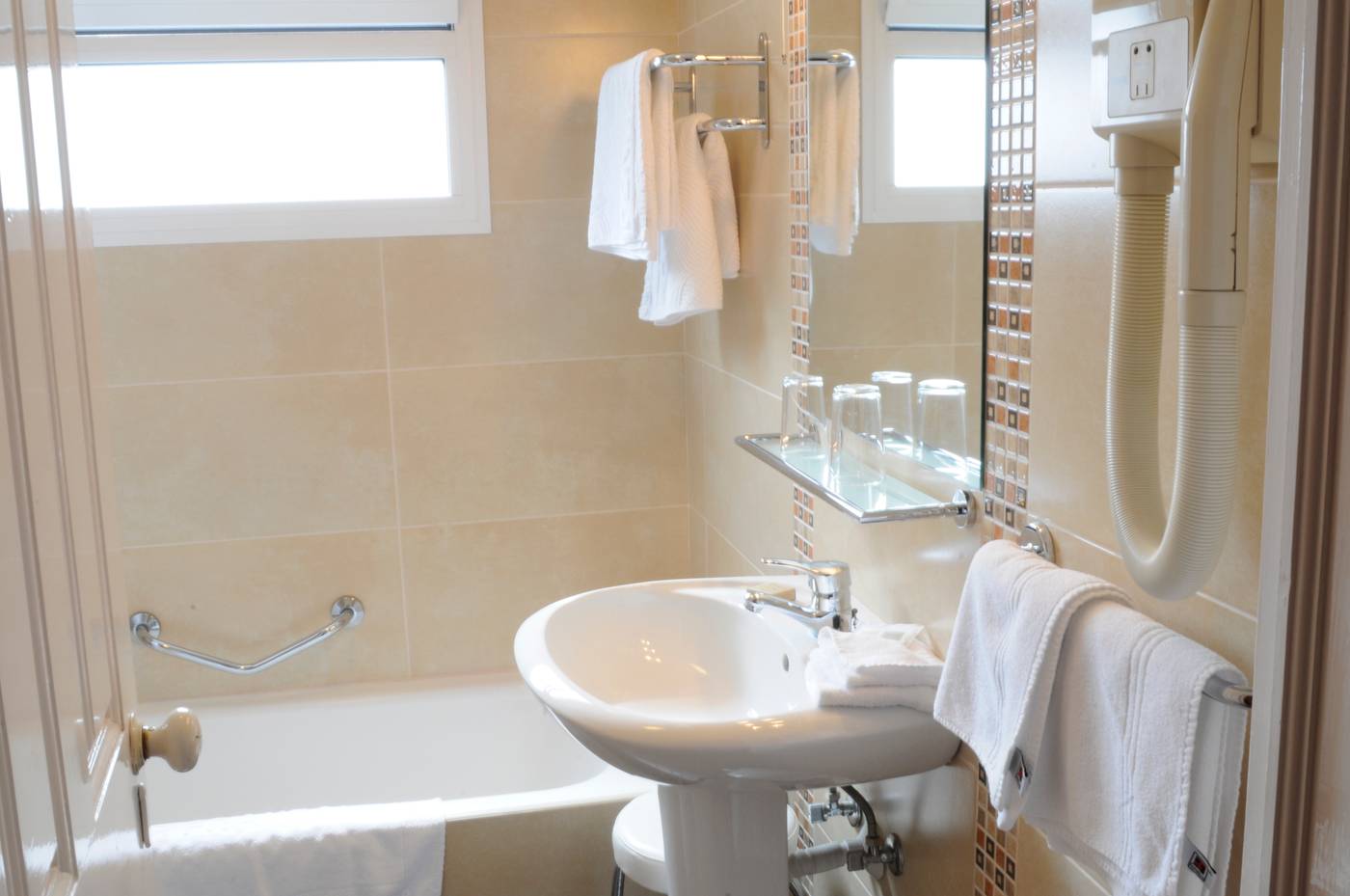 Quinta-Penha-de-Franca-Room-47