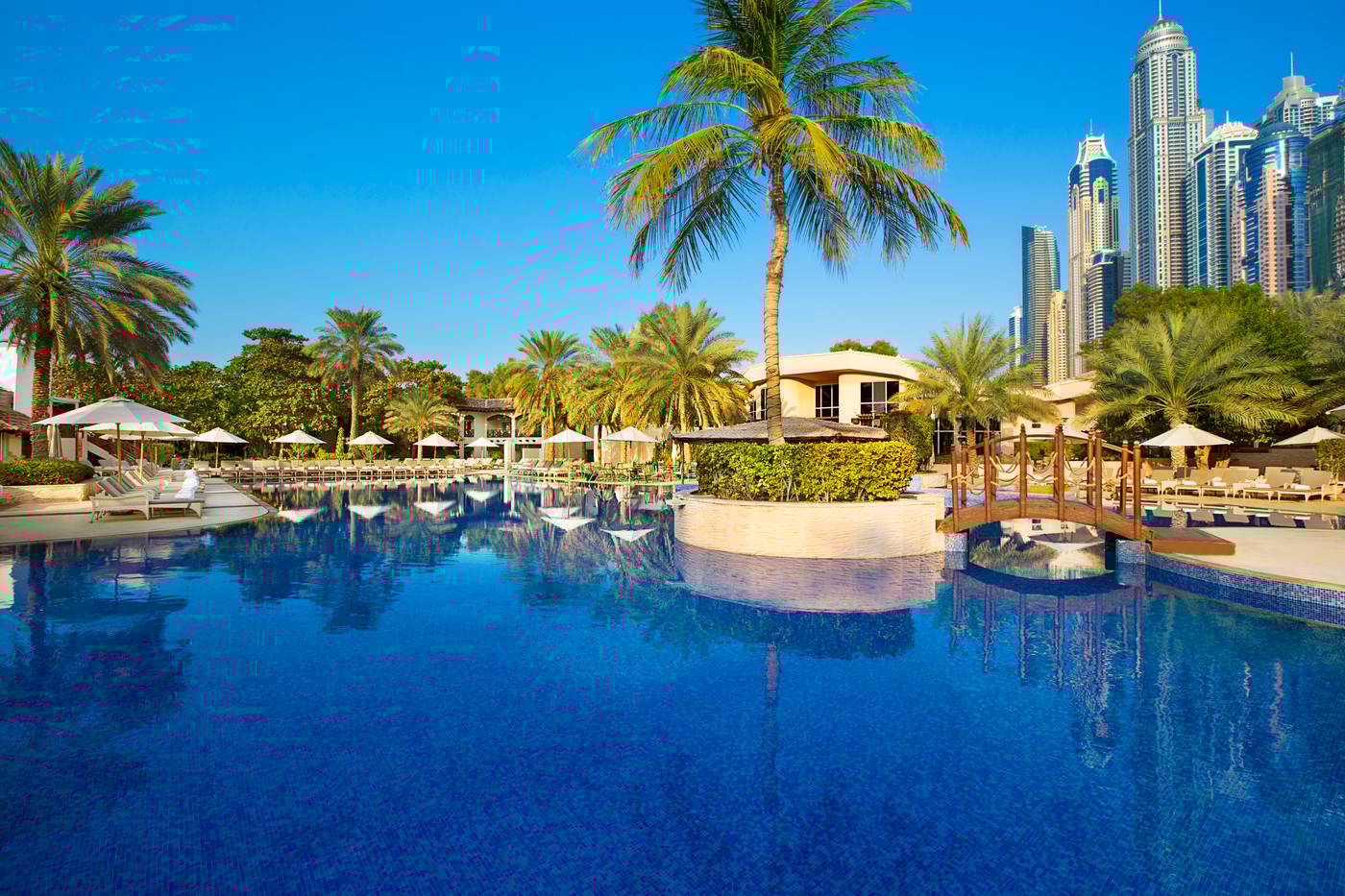 Habtoor-Grand-Resort--Autograph-Collection-Pool-2