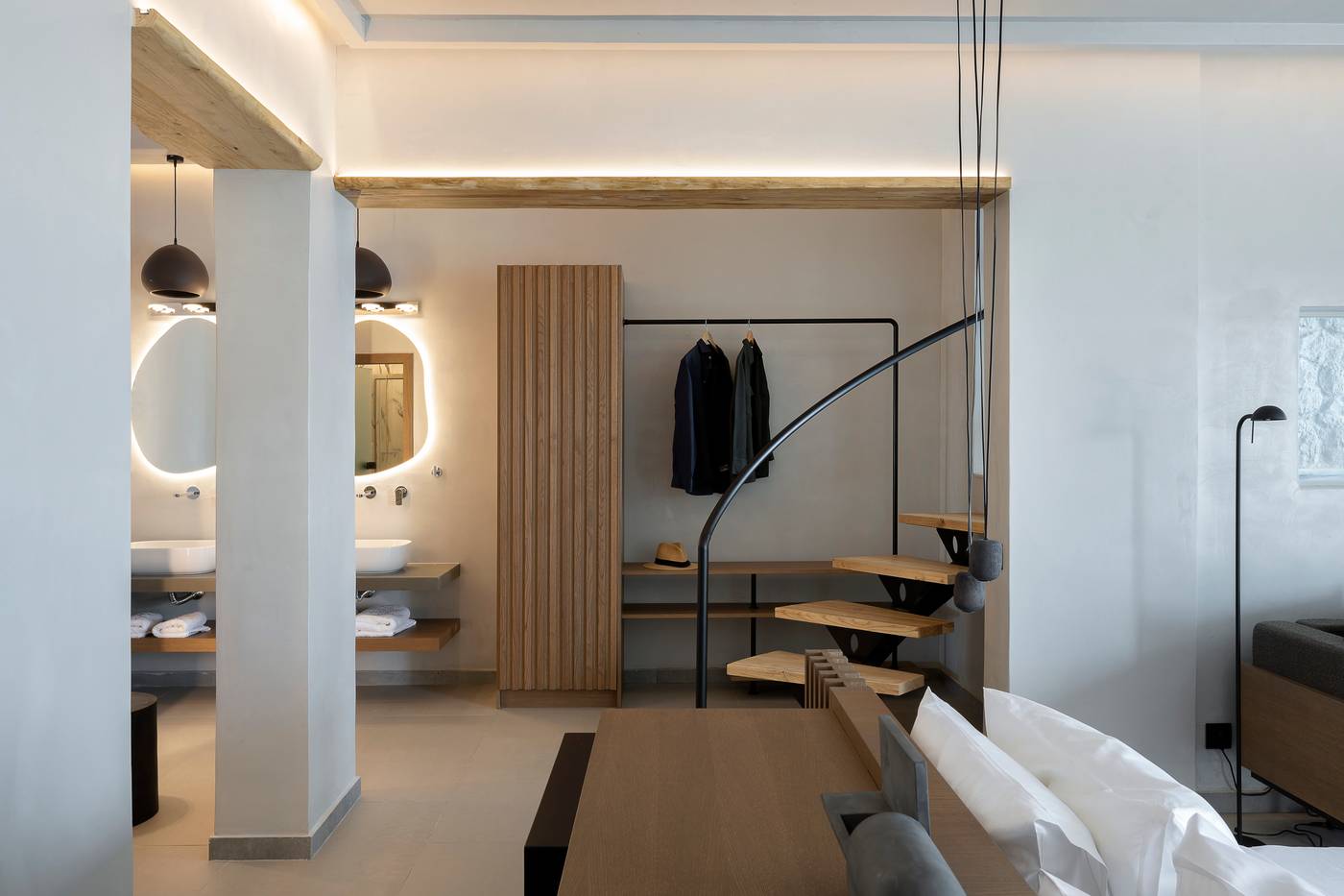 Hom-Santorini-Room-26