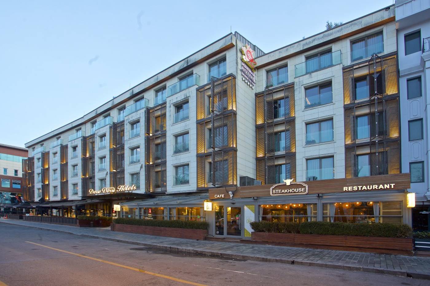 Dosso-Dossi-Hotels-Downtown-General-view-7