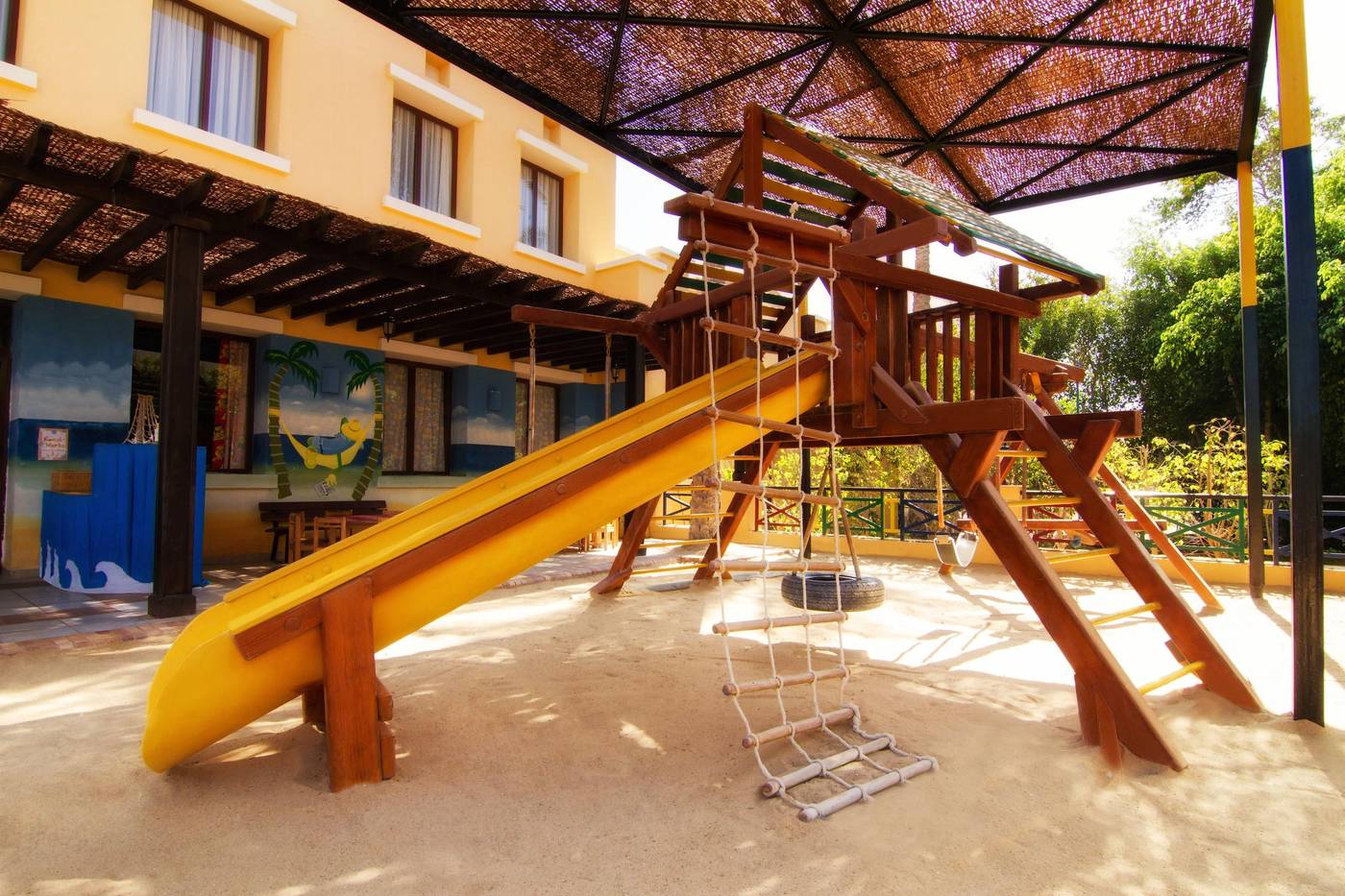 Jaz-Lamaya-Restaurant-30