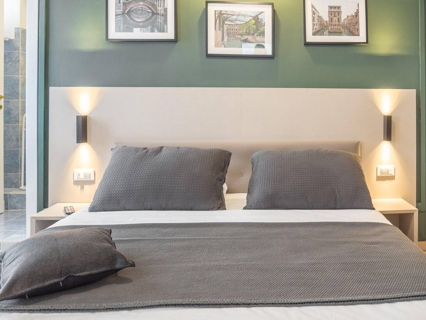 Grand-Canal-Suites-Room-22