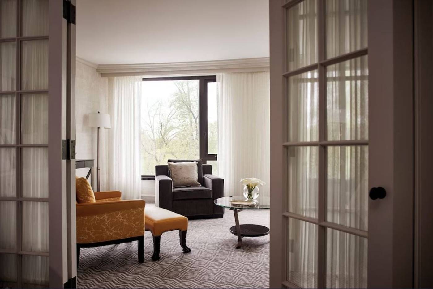 Four-Seasons-Hotel-Boston-Room-34