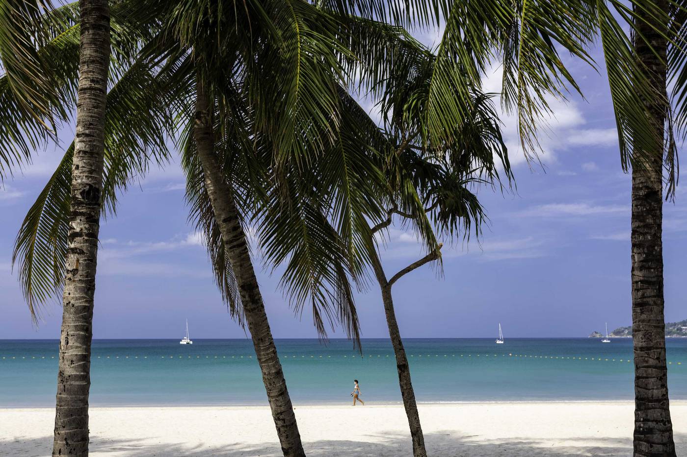 Andaman-Beach-Hotel-Phuket-Handwritten-Collection-Beach-63