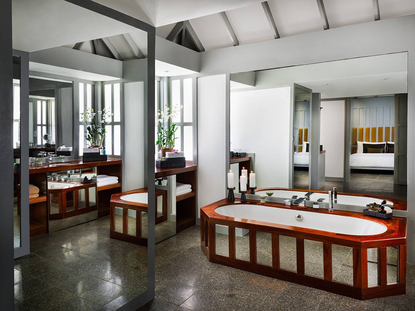 The-Surin-Phuket-Room-37