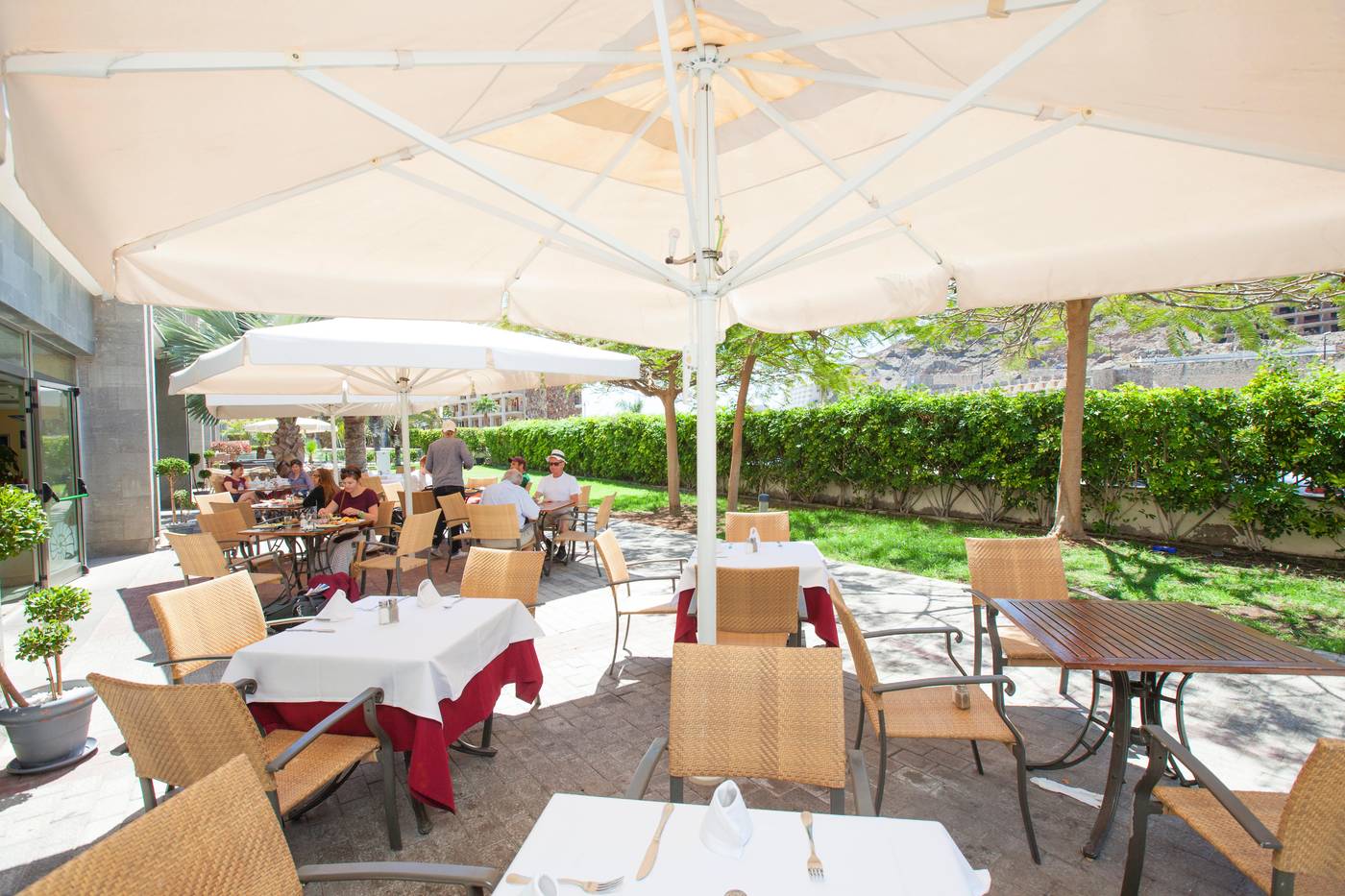 LIVVO-Costa-Taurito---Waterpark-Restaurant-23