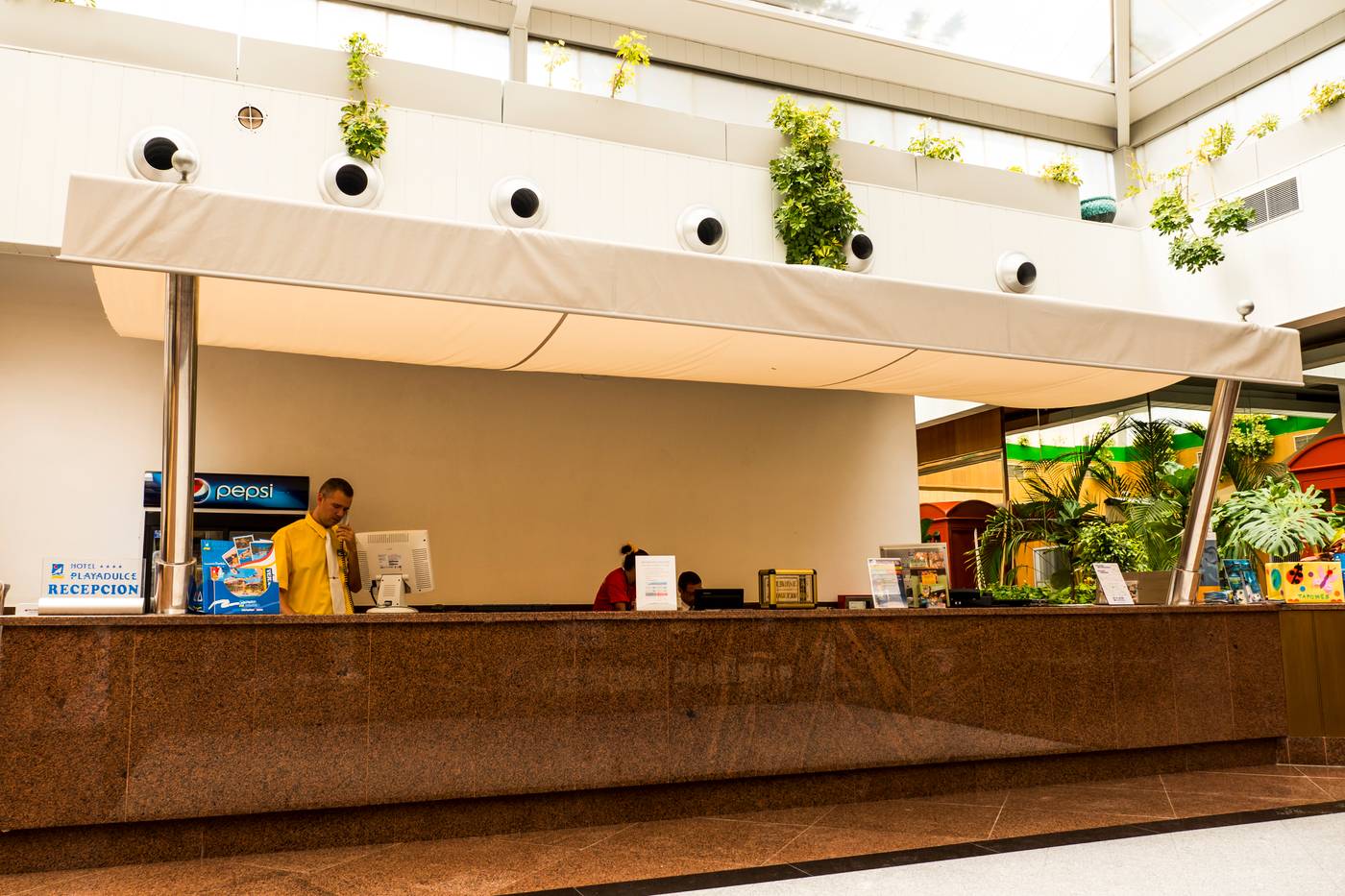 Playadulce-Lobby-53