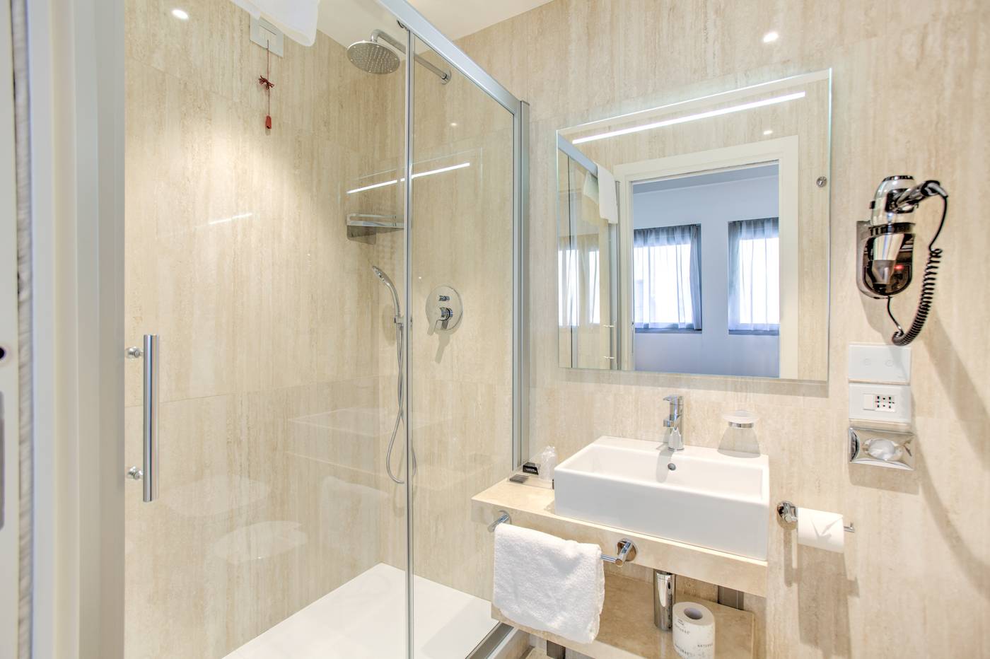 MH-Florence-Hotel---Spa-Room-43