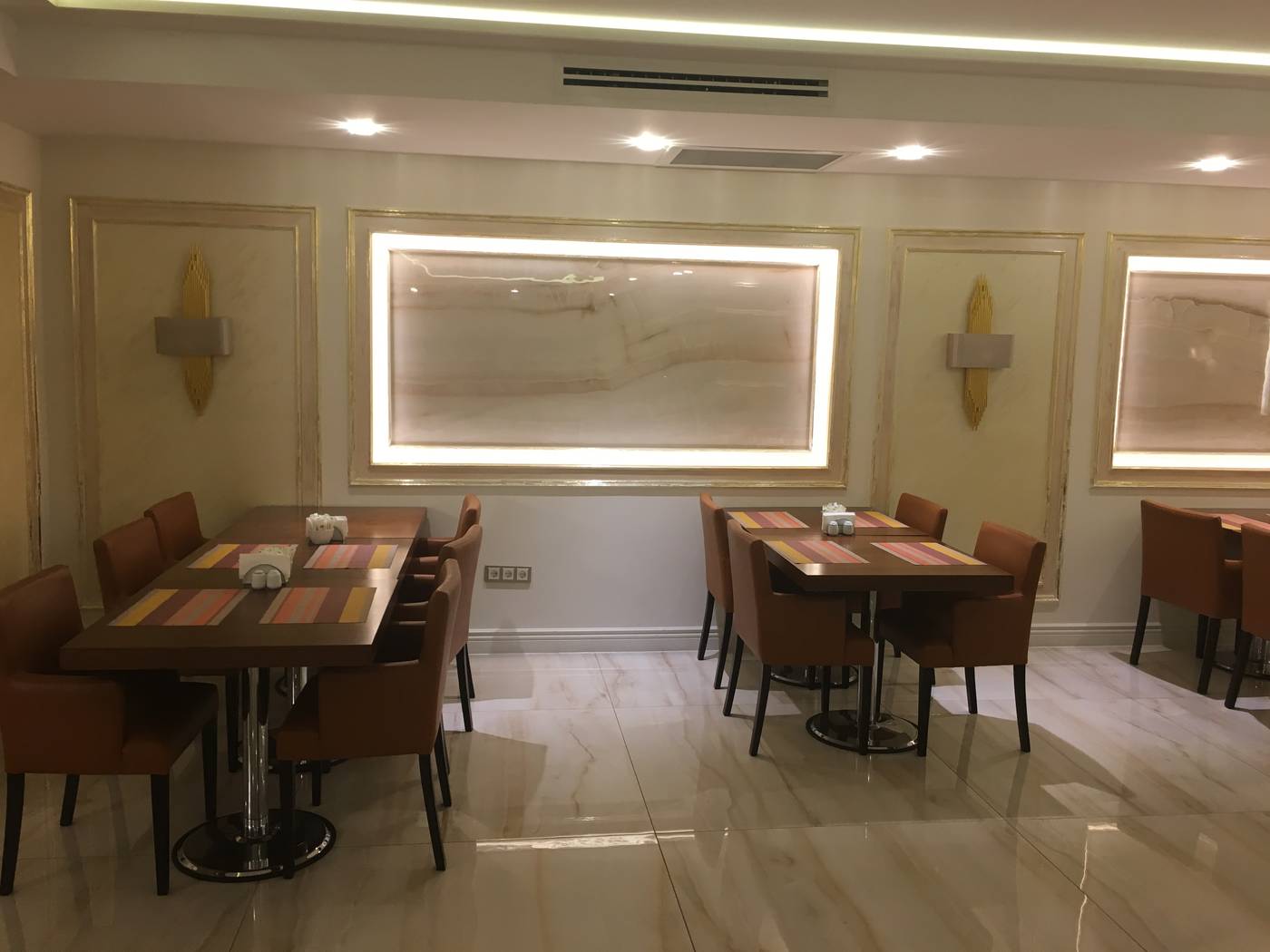 Laleli-Gonen-Hotel-Lobby-10