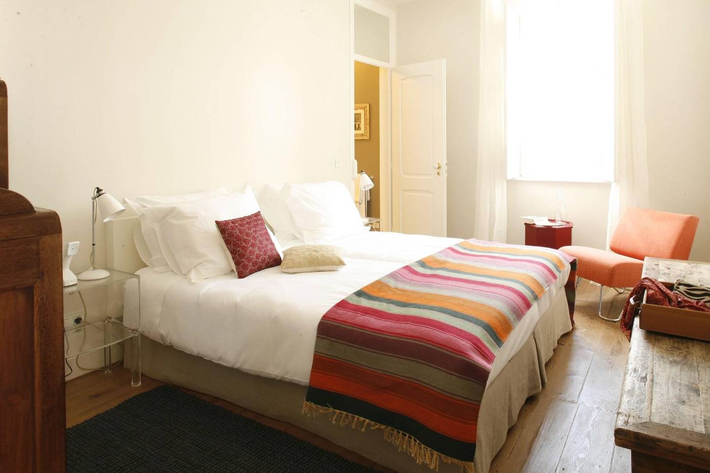 Casa-das-Janelas-com-Vista-Room-15