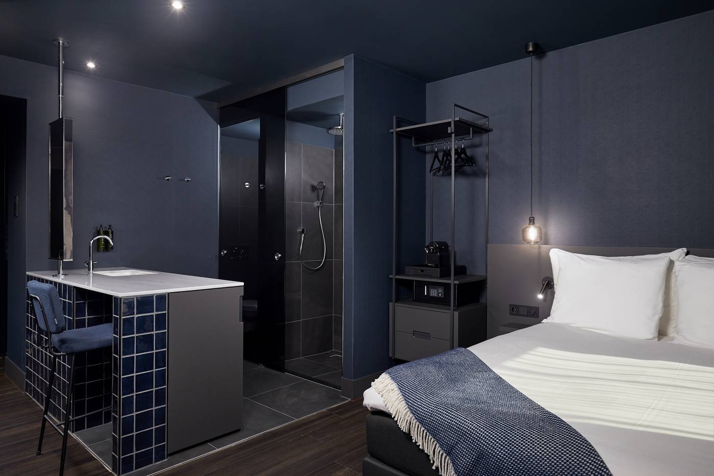 Van-der-Valk-Hotel-Amsterdam---Amstel-Room-9