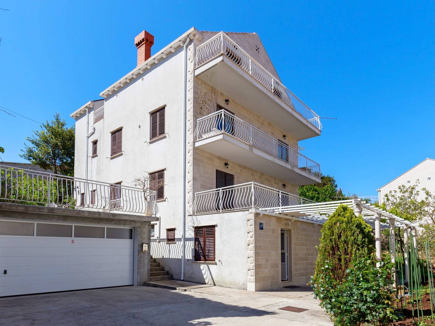 Apartments-Niksa-General-view-4