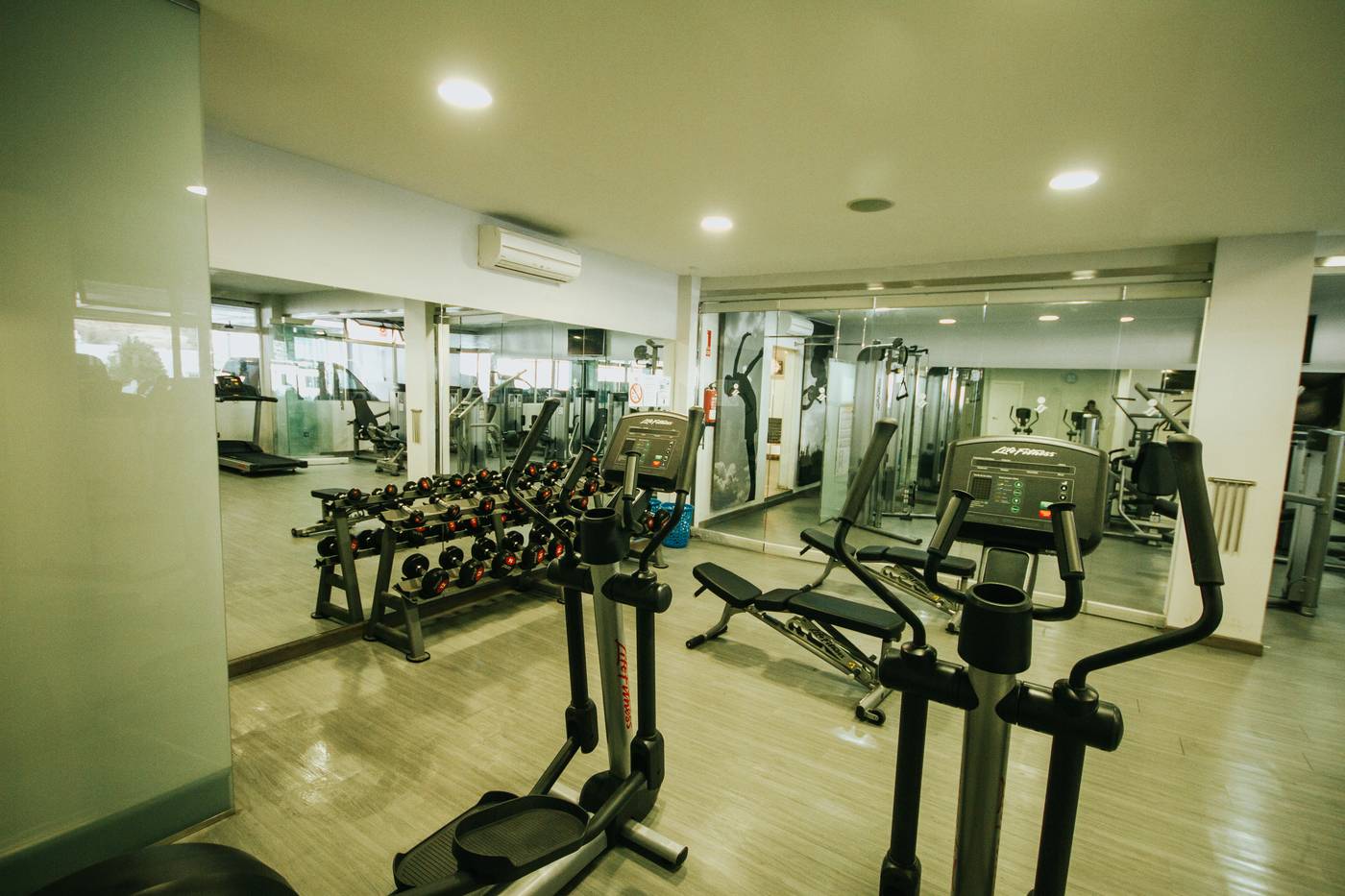 Casablanca-Sports-and-Entertainment-72