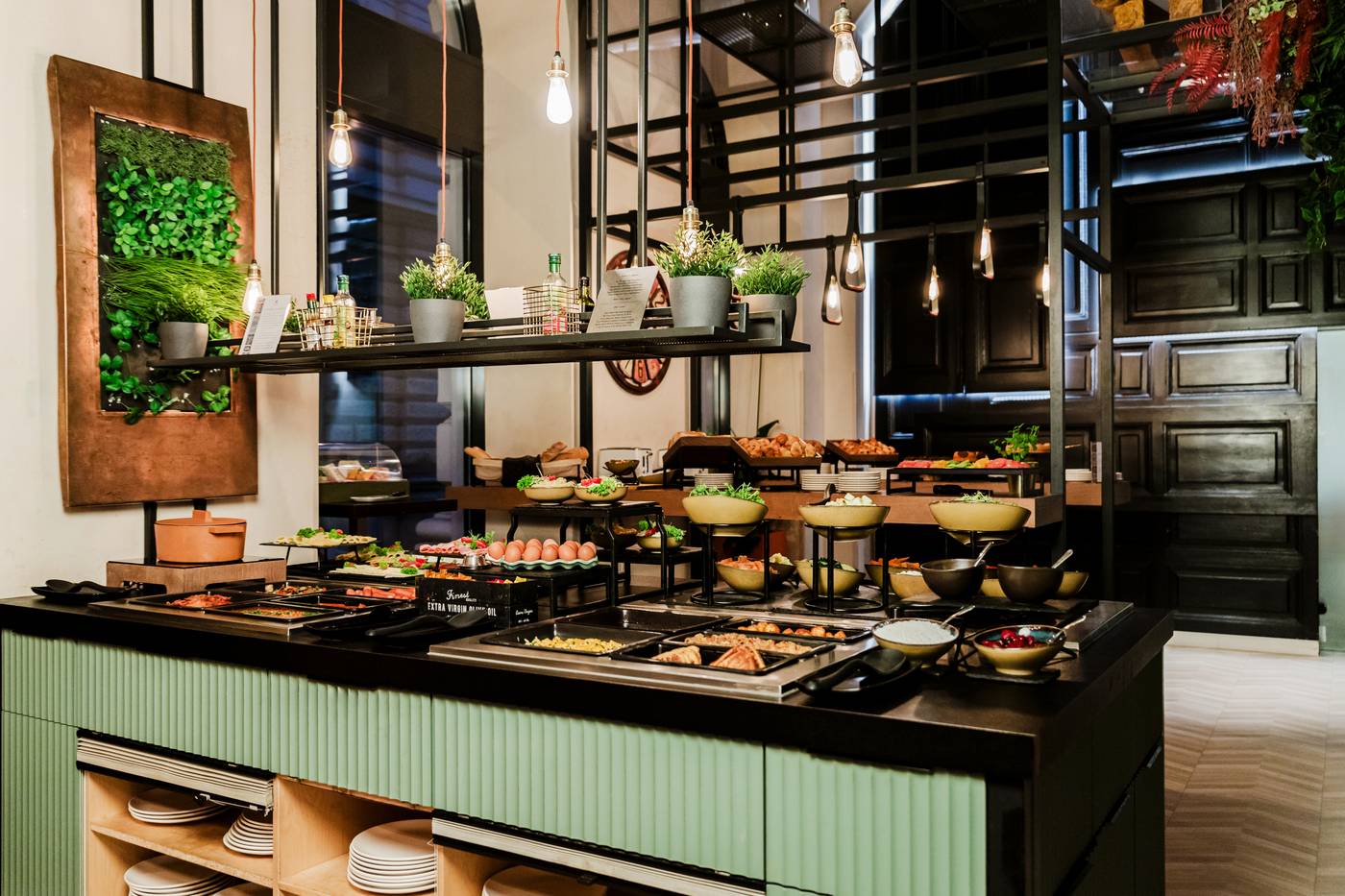 Hotel-Moments-Budapest-Restaurant-52