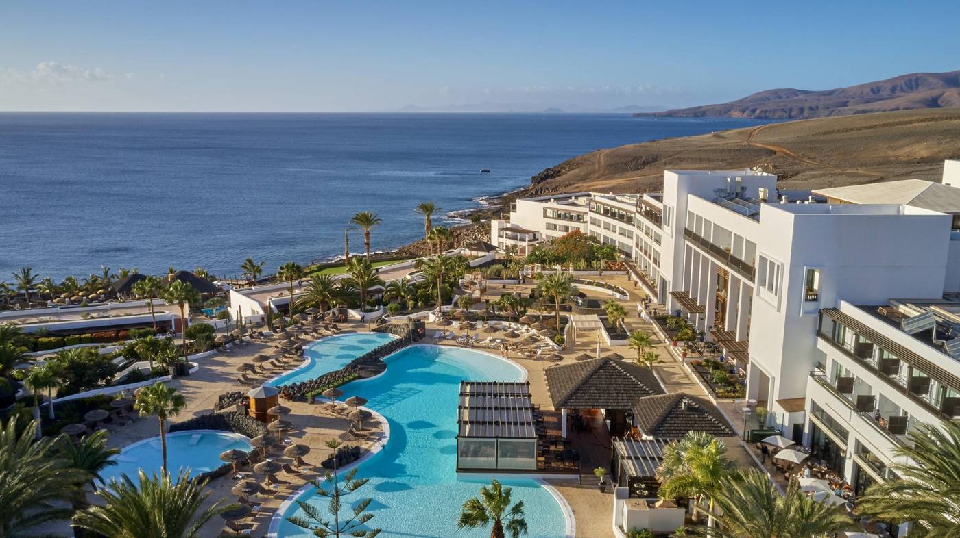 Secrets-Lanzarote-Resort---Spa---Adults-Only-Pool-83