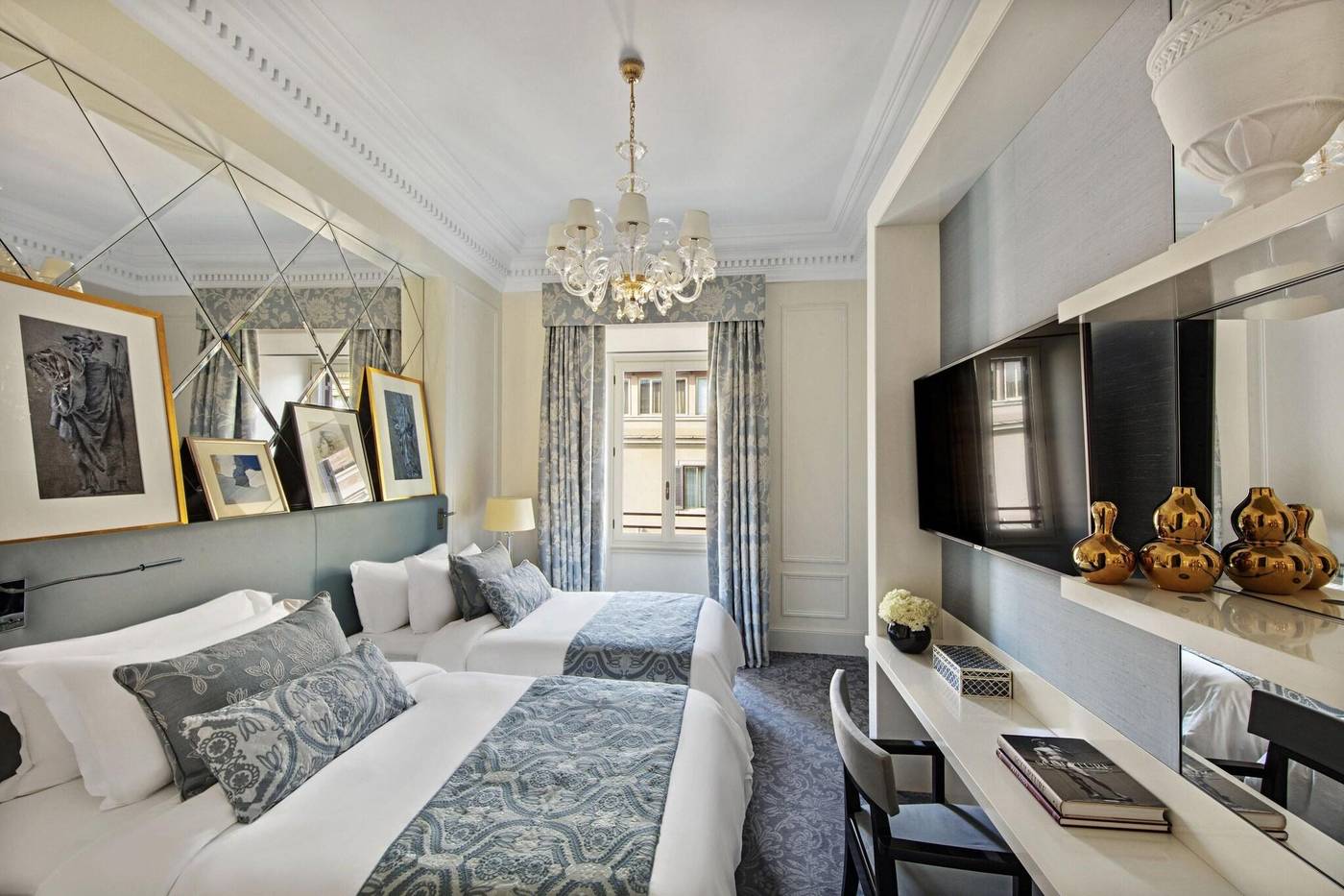 The-St-Regis--Rome-Room-34