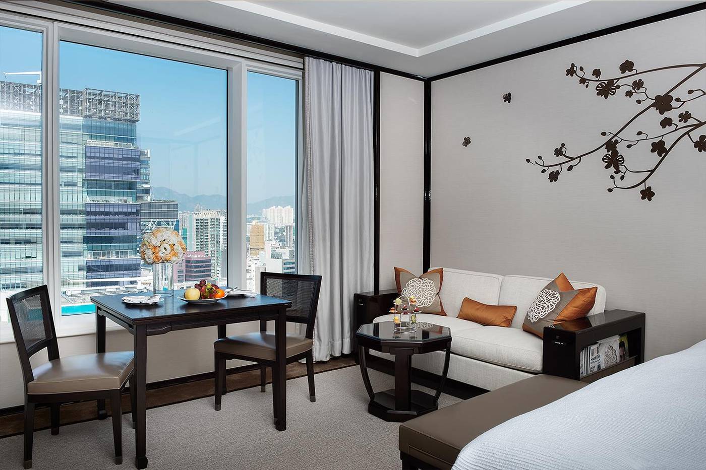 The-Peninsula-Hong-Kong-Room-7