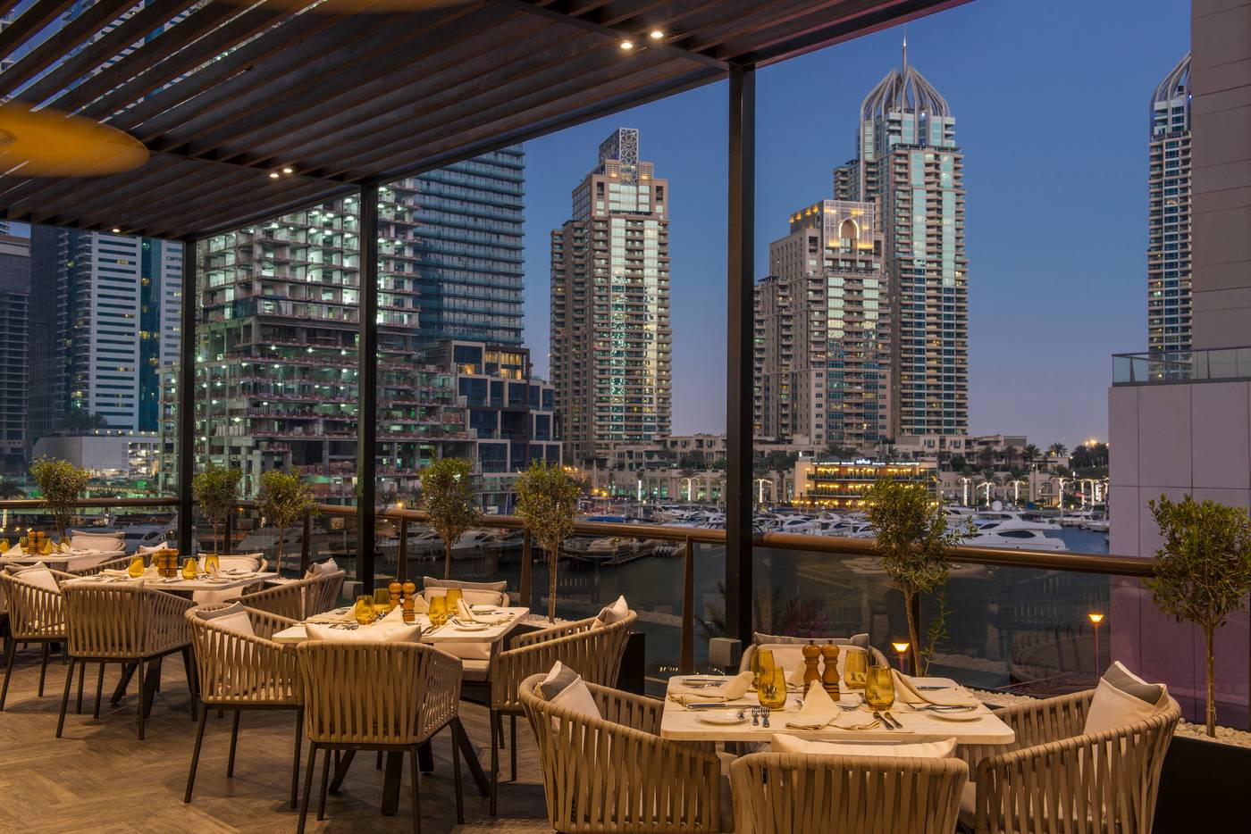 Grosvenor-House-West-Marina-Beach-Terrace-10