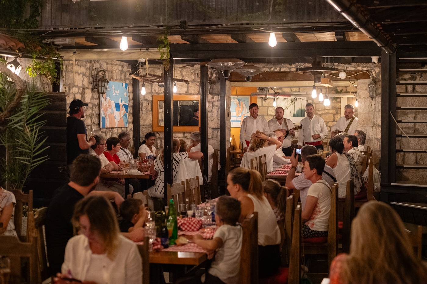 HOTEL-TRAGOS-Restaurant-59