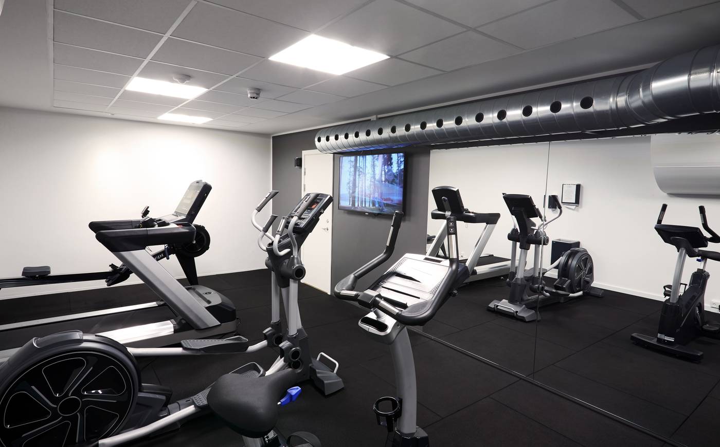 Imperial-Copenhagen-Sports-and-Entertainment-69