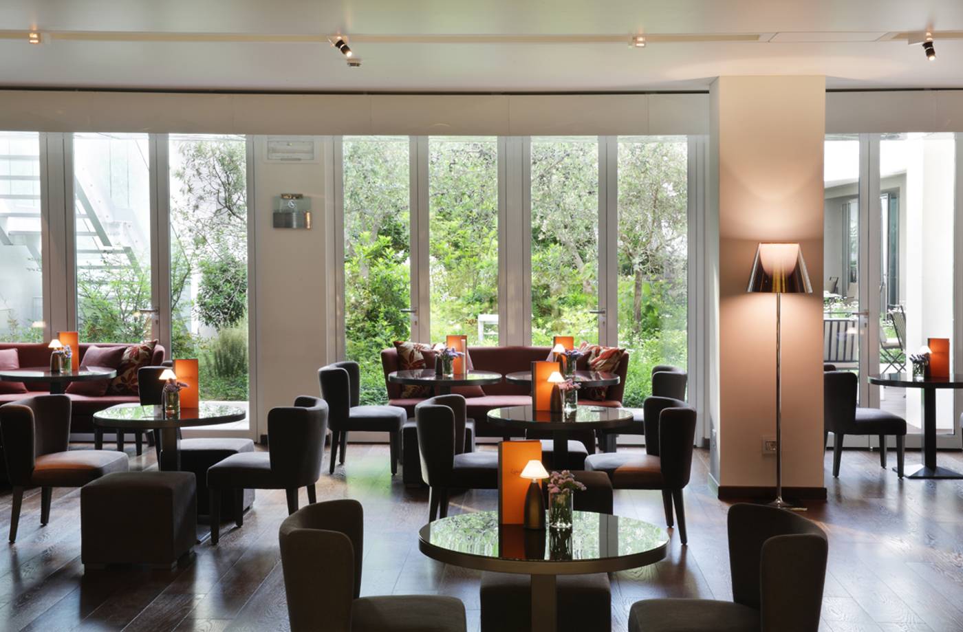 Magna-Pars---LHotel-a-Parfum-Bar-11