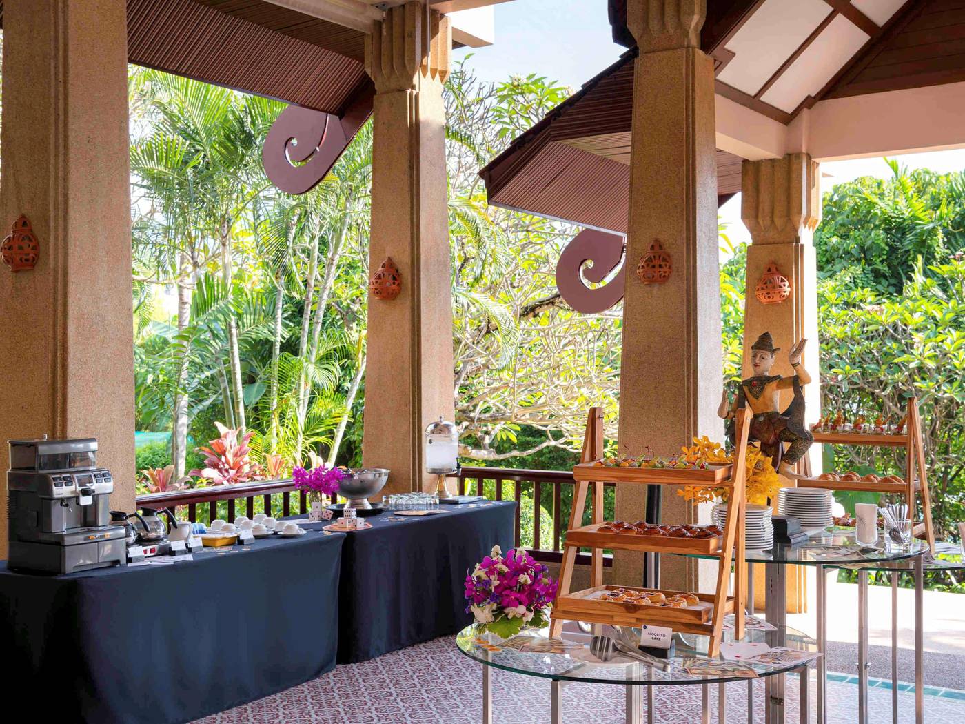 Novotel-Phuket-Resort-Restaurant-30