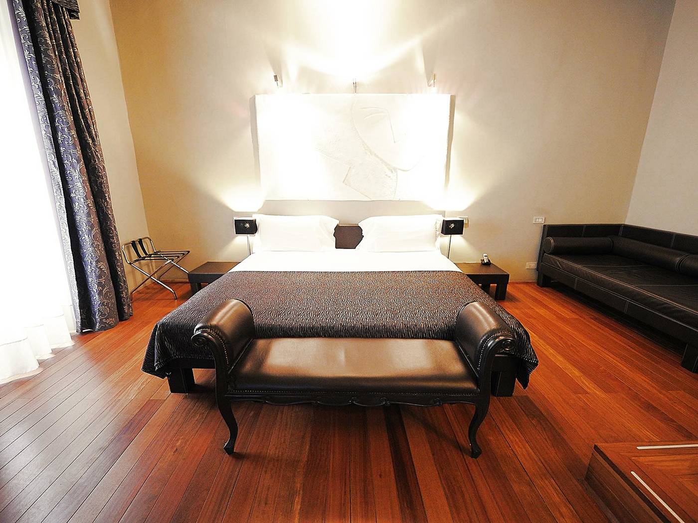 Borghese-Palace-Art-Hotel-Room-17