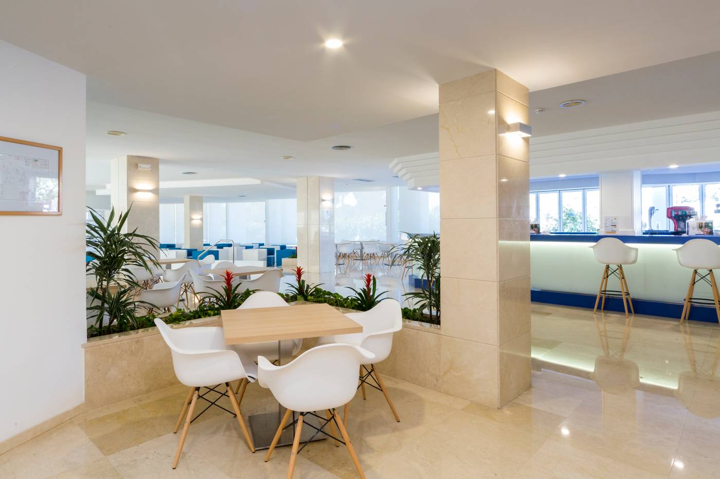 Globales-Mediterrani-Bar-33