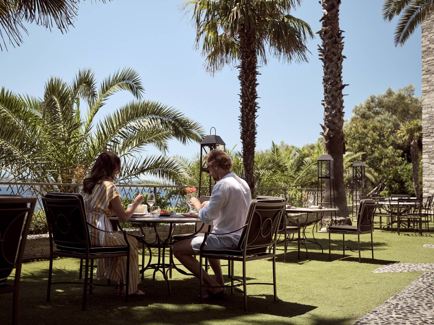 Eagles-Palace-Restaurant-18