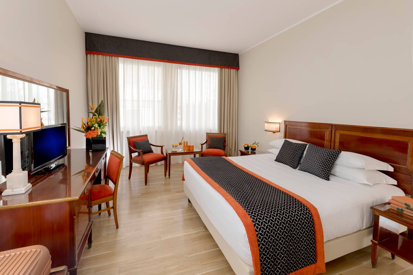 Bettoja-Hotel-Mediterraneo-Room-11
