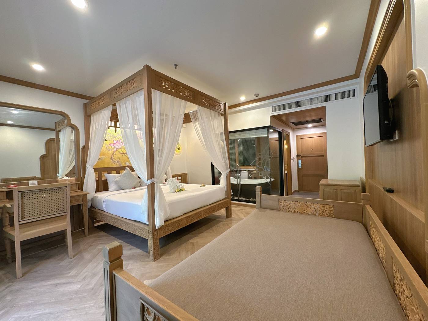 Kata-Palm-Resort-And-Spa-Room-36